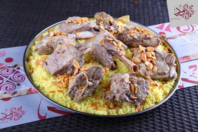 افضل مطاعم تواصي منسف في عمان, الاردن - منسف مطعم ورد - عروض واسعار تواصي منسف لحم بلدي