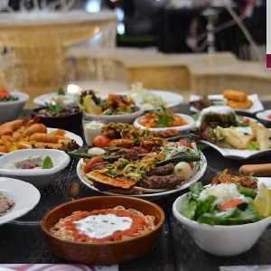 مأكولات لبنانية وشرقية…